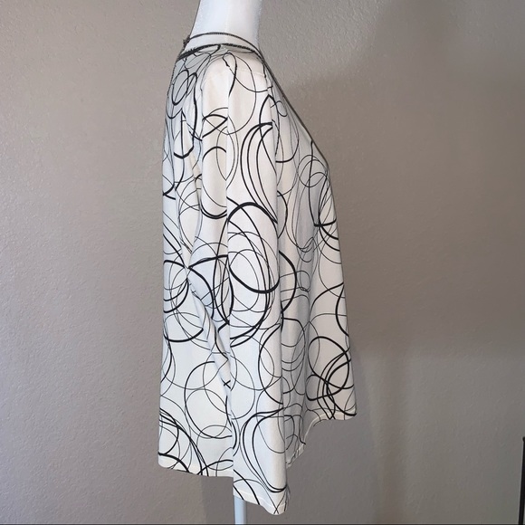 Emma James black and white blouse size 3x - Picture 4 of 10